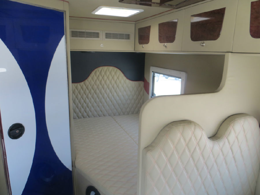 俊浩房車15342793888