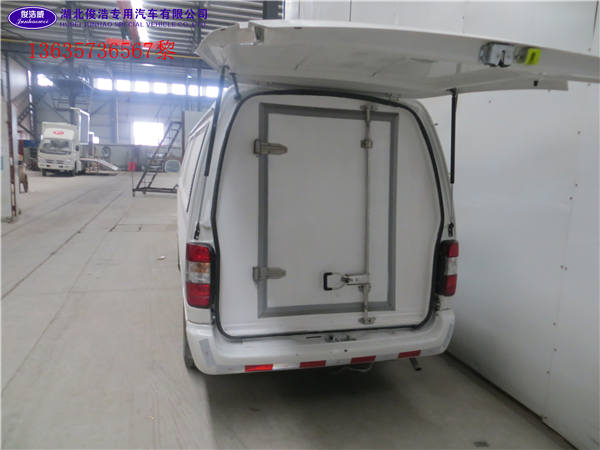 福田風(fēng)景冷藏車