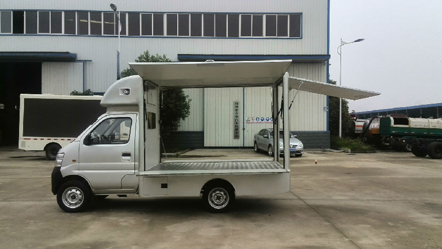 流動售貨車13635736567