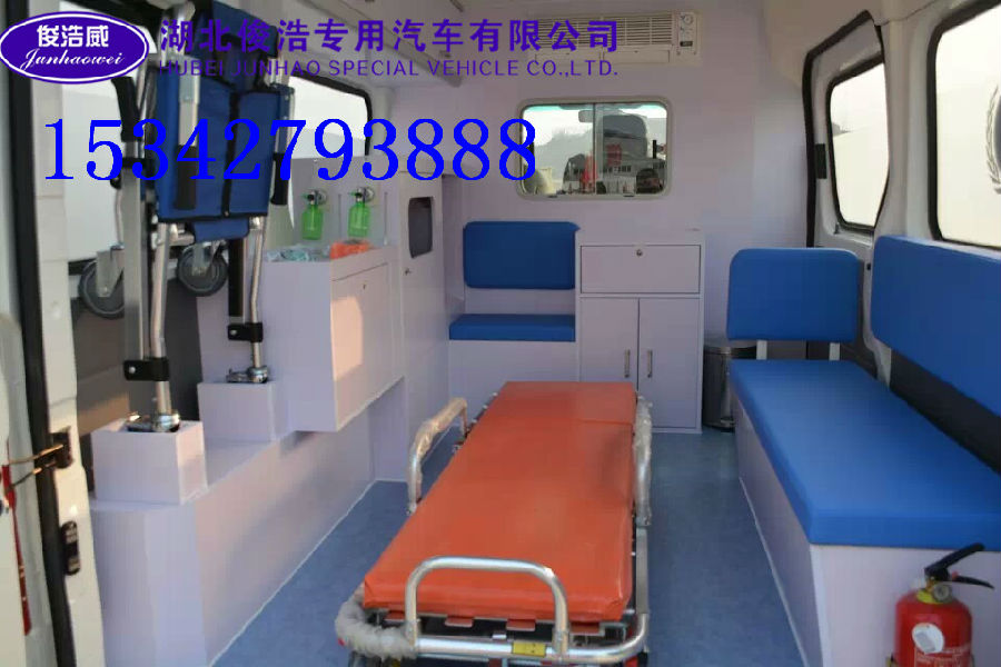 進(jìn)口救護車