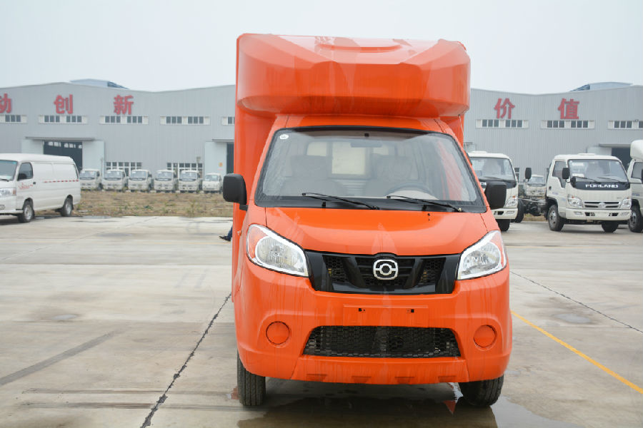 小型流動(dòng)餐車(chē)