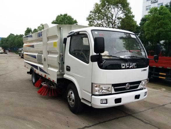 東風(fēng)掃路車