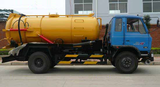 東風(fēng)153吸污車