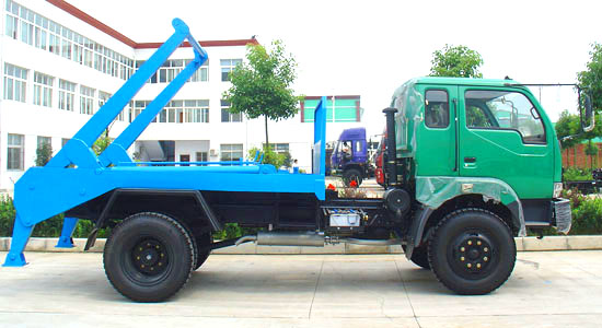 東風(fēng)平頭擺臂式垃圾車