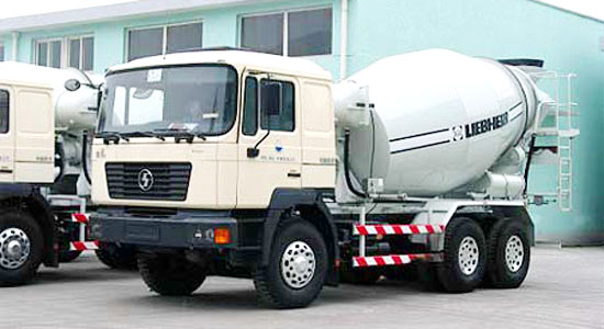 陜汽德龍水泥攪拌運輸車
