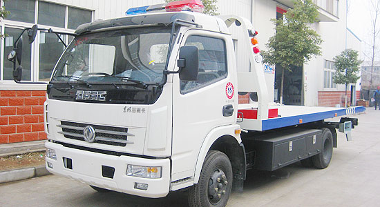 東風(fēng)多利卡清障車