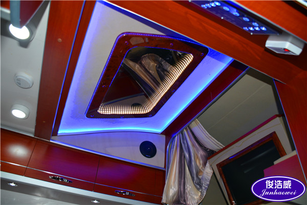 俊浩房車:400-0722860