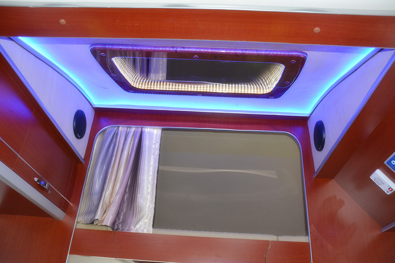 俊浩房車:400-0722860