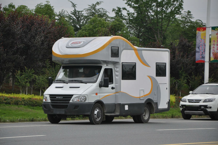 依維柯房車圖片:15342793888