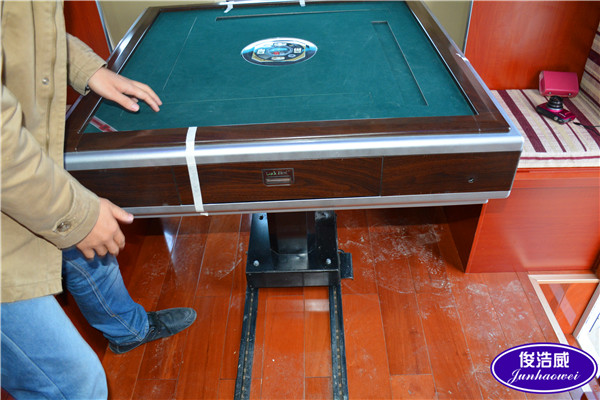 俊浩房車:400-0722860